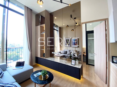 New Condo & Nice Decorate 1 Bed Good Location Close to BTS Phrom Phong station 500 m./Condo For Rent-Noble Around 33