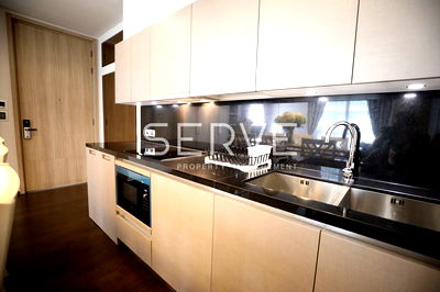 Condos for rent : Luxury & Modern 2 Bed  luxury condo in Phrom Phong Area-The XXXIX by Sansiri