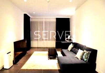 Condos for sale : Large Room 2 Beds with Bathtub 107.96 Sq.m. High ceiling (3 m.) Good Location BTS Ratchadamri 300 m.-185 Rajadamri (185 ราชดำริ)