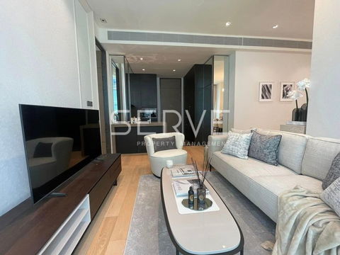 Hot Price & Nice Decorate 2 Beds 2 Baths 90 sq.m. Good Location Close to BTS Chit Lom 300 m. / Rent-28 Chidlom