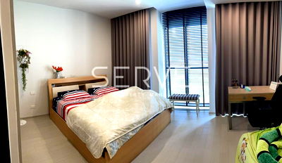 Condos for sale : Hot Price !! Studio with Partition Quiet & Bright Swimming pool View Next to BTS Phloen Chit-Noble Ploenchit