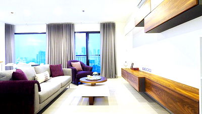 ขายคอนโด : 2 Beds Large Room and Large balcony Good Location Close to BTS Thong Lo 350 m. /For Rent & For Sale-Rhythm Sukhumvit 36 38 (ริทึม สุขุมวิท 36 38)