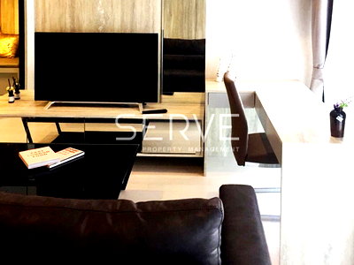 Condos for sale : Studio Unit with South side Condo Directly connecting to BTS Phloen Chit-Noble Ploenchit