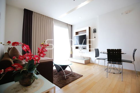 2 Beds 2 Baths with Bathtub High Fl. 25+ Good Location BTS Thong Lo 150 m. / Condo For Rent-Siri at Sukhumvit