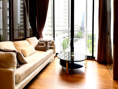 Condos for sale : Corner Unit 2 Beds 1 Bath Luxury Style East Side Good Location  BTS Phrom Phong -Park 24