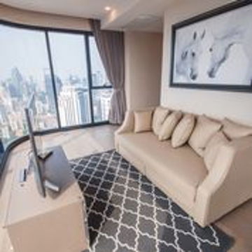 2 Beds Corner Unit the Luxury Condo in Asoke Next to MRT Sukhumvit 20 m. and BTS Asok 230 m-Ashton Asoke