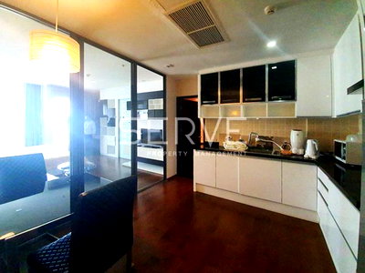 ขายคอนโด : Studio 1 Bed 1 Bath with Partition // Large room // Swimming Pool view // East side -Noble Remix