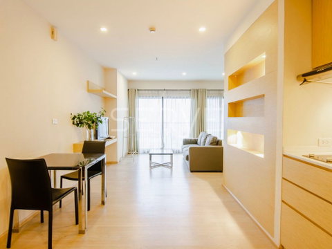Cozy & Homey Style Studio with Bathtub Perfect Location BTS Thong Lo / Condo For Rent & For Sale-Noble Remix