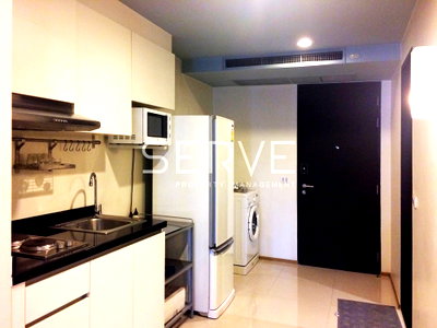 Condos for rent : Nice Room  1 Bed 1 Bath Large 51.42 sq.m. BTS Phloen Chit  / Condo For Rent-The Tempo Ruamrudee (เดอะ เทมโป ร่วมฤดี)