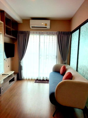 เช่าคอนโด รพ.วชิรพยาบาล : คอนโด 1-ห้องนอน ที่ ลุมพินี ซีเล็คเต็ด จรัญ 65 – สิรินธร สเตชั่น ใกล้ MRT สิรินธร (ID 993993)