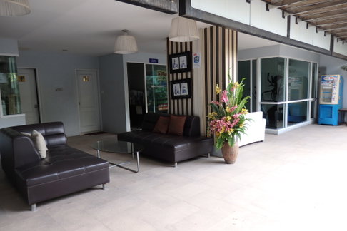 1-BR Condo at The Next Sukhumvit 52 (Garden Suite) Condominium near BTS On Nut (ID 887289)