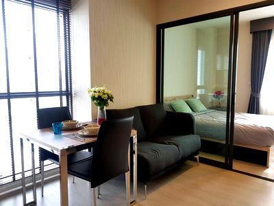 คอนโด MRT พระราม 9 : (18768) Rhythm Asoke 2