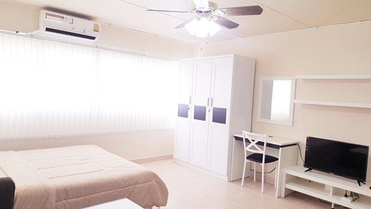 รูป ห้องพักรายวันเมืองทองธานี C8 ชั้น 12 - รูปที่ 4/10
