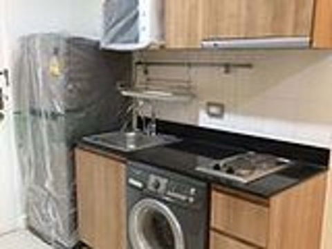 Room for rent Ideo Ladprao 5 near MRT Phaholyothin