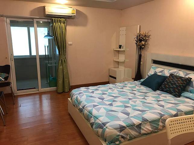 picture Happy condo Ratchada 18 for rent - 1/4