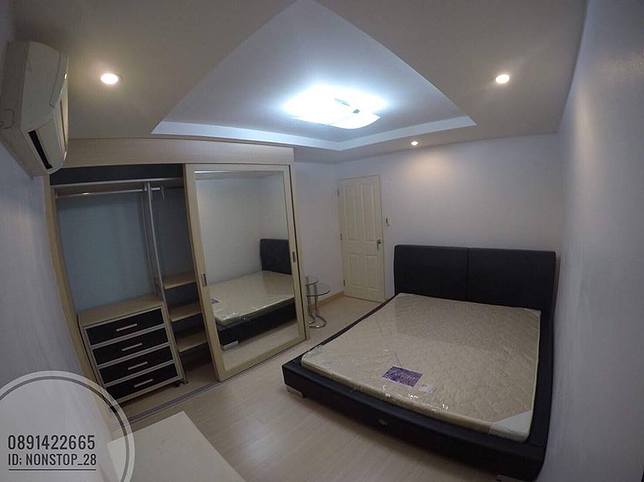 picture Happy condo 1 bed 42 sqm for rent near MRT huaikwang - 1/5