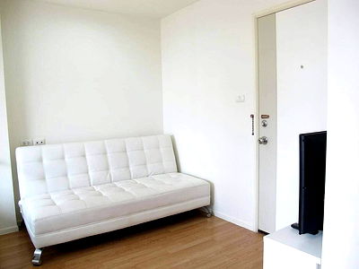Condos for rent : For rent 22 sqm 1 bed @ Lumpini Ville Ramkhumheang 60/2