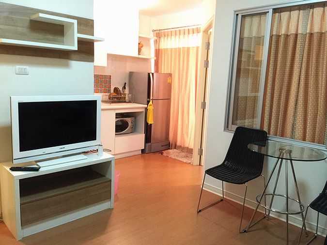 ให้เช่า ลุมพินี คอนโดทาวน์ รัตนาธิเบศร์ ชั้น 3 ห้อง 28.5 ตร.ม.เฟอร์บิวท์อิน เครื่องใช้ไฟฟ้าครบ