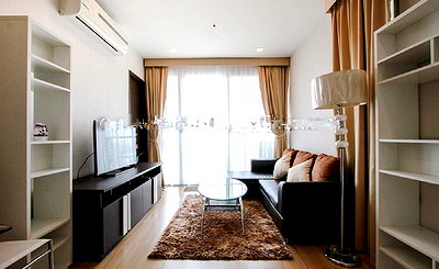 คอนโดให้เช่า : ให้เช่า Sky walk. 1นอน 55ตร.ม. Line id: @pfagent