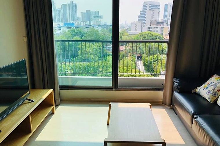 ให้เช่า Rhythm Sukhumvit44/1. 2นอน 52ตร.ม. Line id: @pfagent