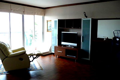 เช่าคอนโด BTS เซนต์หลุยส์ : ให้เช่าคอนโดสีลม สวีท สาทรซอย 12 (Silom Suite) เฟอร์ครบ + พร้อมอยู่