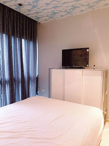 picture For rent The Gallery Condominium Ready to move in - 3/18