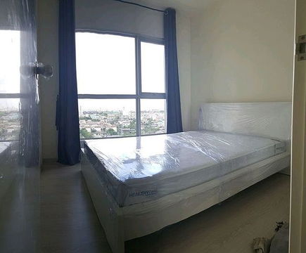 Aspire Sathorn Taksin condo for rent