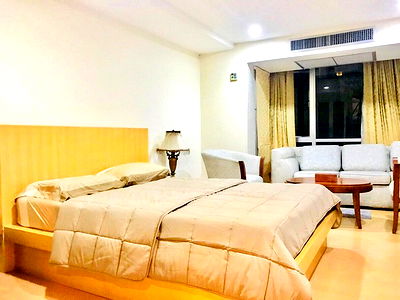 เช่าคอนโด BTS อโศก : ให้เช่า Trendy Condominium. สตูดิโอ 35ตร.ม. ว่างพร้อมอยู่ Line id: @pfgent