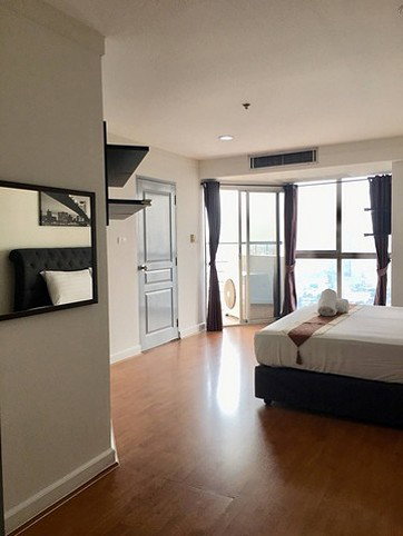 picture For Rent The Waterford Sukhumvit 30/1 Between BTS Thonglor and Phromphong - 1/8