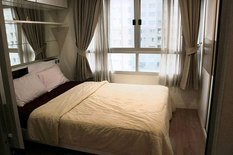 ให้เช่า คอนโด ลุมพินี พาร์ค ปิ่นเกล้า พร้อมอยู่ วิวสระ ( Line : @condo999 )