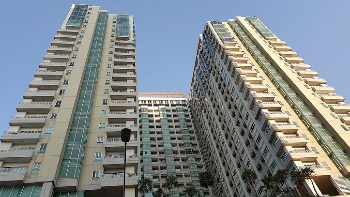 picture For rent : FourWings Condo 1 beds 2 baths 70 Sqm.20 FL.Green View 0869888099 Line ID: dhiradhn                       - 33/39