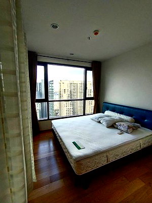 Condos for rent : For rent Fuse Sathorn-Taksin Ready to move in
