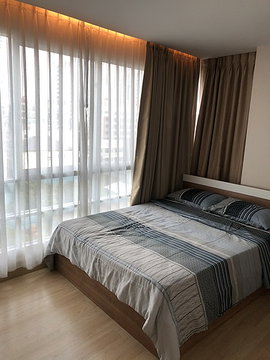 ให้เช่าคอนโด Emerald Residence รัชดา ตึก A ชั้น 7 เฟอร์ครบ พร้อมอยู่ (Line: @lifeland)