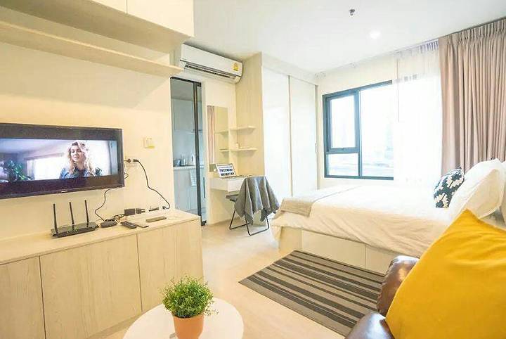 ให้เช่าคอนโด Life asoke ห้องขนาด 24.5 ตร.ม เฟอร์นิเจอร์ครบ ตกแต่งสวย ชั้น8 วิวตึกG