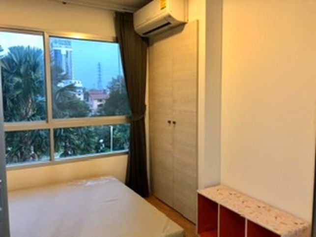 รูป ให้เช่า คอนโด ลุมพีนีเพลส ศรีนครินทร์ หัวหมากสเตชั่น ห้องสวย ห้องพร้อมอยู่ เฟอร์นิเจอร์ แต่งครบ - รูปที่ 3/10