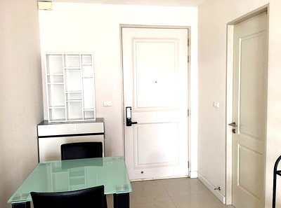คอนโดให้เช่า : ให้เช่าคอนโด Q House Sathorn คิว เฮ้าส์ สาทร **ห้องหัวมุม 41ตรม. ติด BTS กรุงธนบุรี Line ID: @ppagent