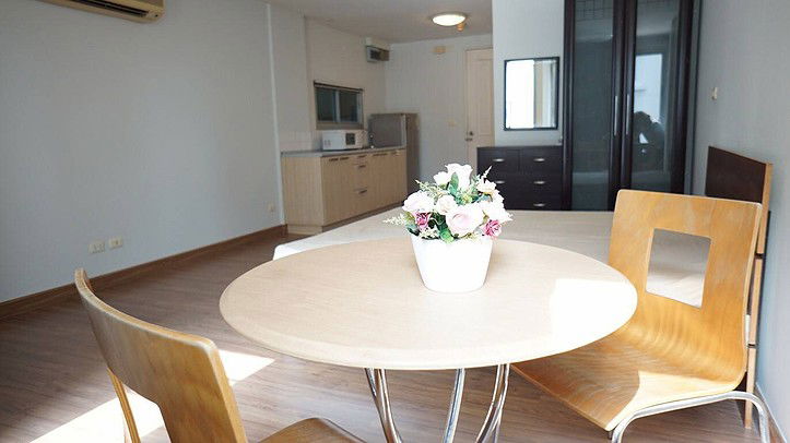 picture  Plus 67. Studio 38sqm. Line id: @pfagent - 2/3