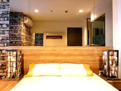 คอนโดให้เช่า : ให้เช่าคอนโด ริทึ่ม สาทร ชั้น 33 ขนาด 45 ตร.ม 1 ห้องนอน 1 ห้องน้ำ #738#