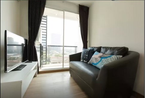BANGKOK FELIZ VIBHAVADI 30 CONDO FOR RENT 9500 BAHT PER MONTH