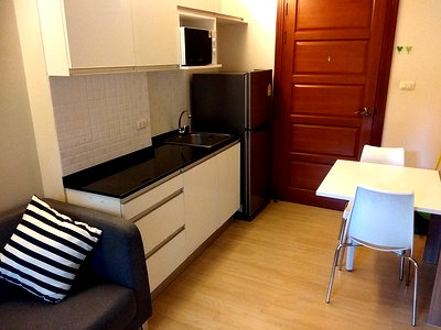 Condos for rent : One Bed Room Condo for rent, near MRT Hueykwang, Fully Furnished.