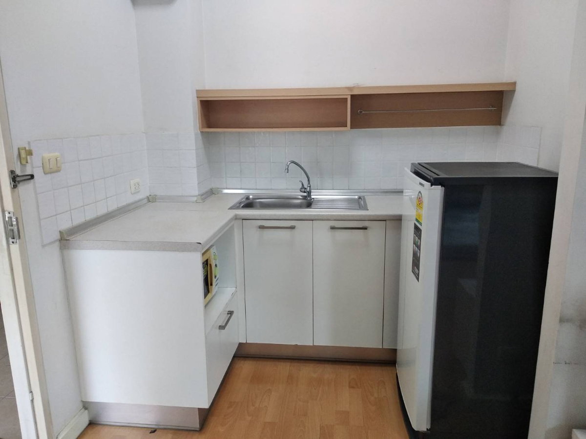 picture For Rent MY CONDO SATHORN TAKSIN 3rd Floor Building : A Size 25 sq.m. Studio 1 Bathroom #1875# - 5/5
