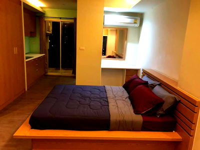 Condos for rent : For rent Condo Champs Elysees (LINE : @hubcondo)