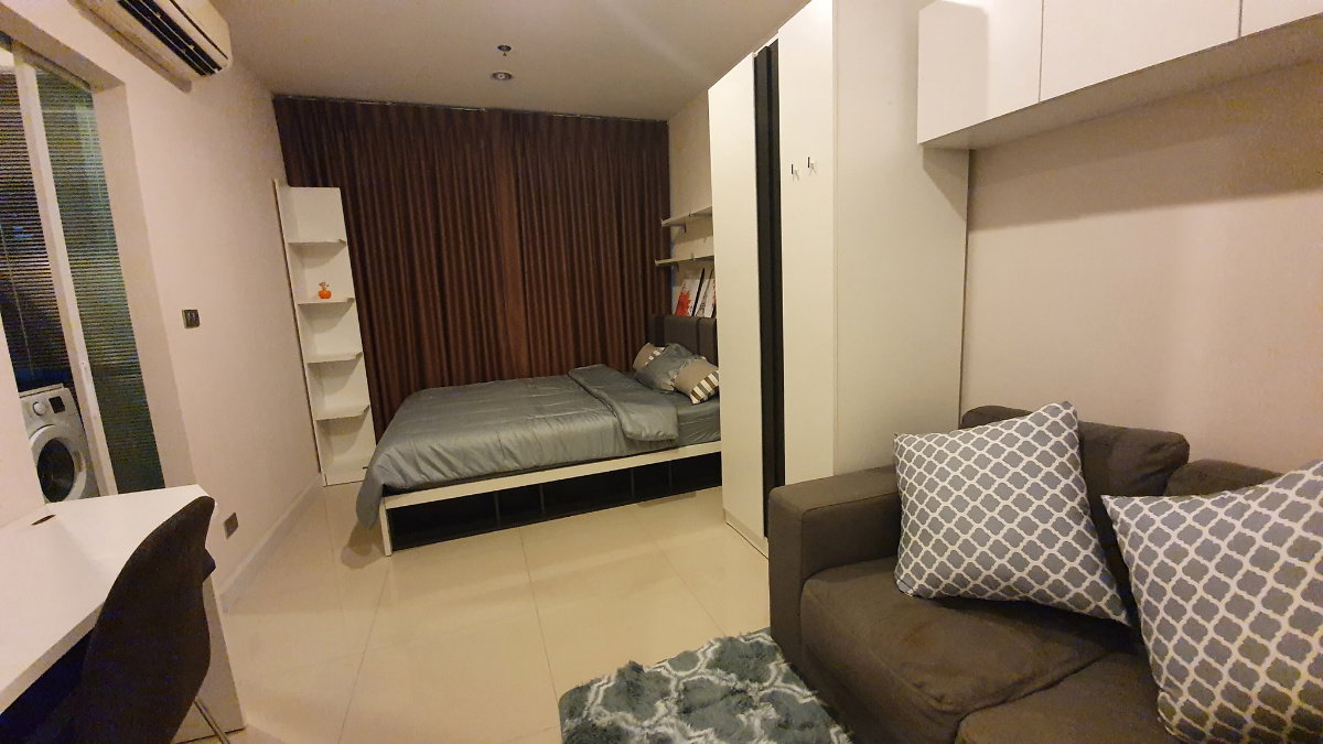 picture The Sky Sukhumvit CONDO 9500 Baht - 1/7