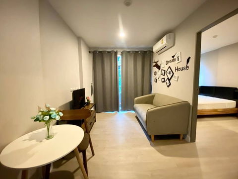 ให้เช่า เมโทร ลักซ์ รัชดา เลขที่ 459/43