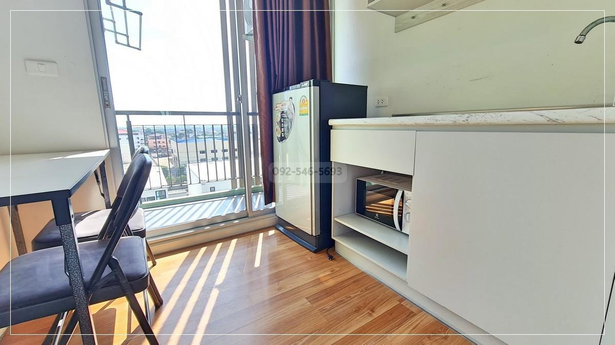 รูป #R041_008 ให้เช่า V condo ลาดกระบัง เฟอร์ เครื่องใช้ไฟฟ้าครบ คุ้ม พร้อมอยู่ วิวโปร่ง เห็นสนามบิน - รูปที่ 4/6