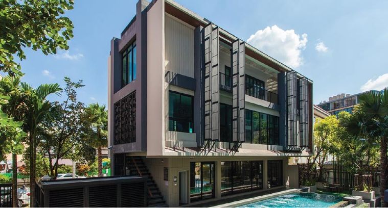 ลีฟ แอท นิมมาน