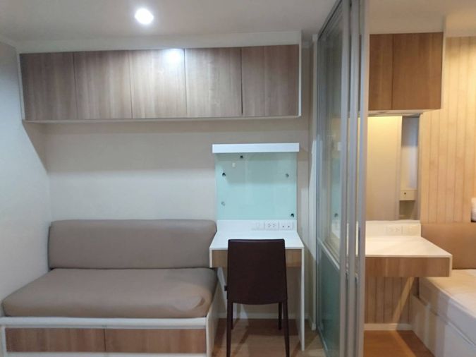 💥 เช่า!!! ลุมพินี เพลส ศรีนครินทร์-หัวหมาก ขนาด 27 ตรม. ตึก B ชั้น 10 ราคา 9,000 บาท พร้อมเฟอร์และเครื่องใช้ไฟฟ้า