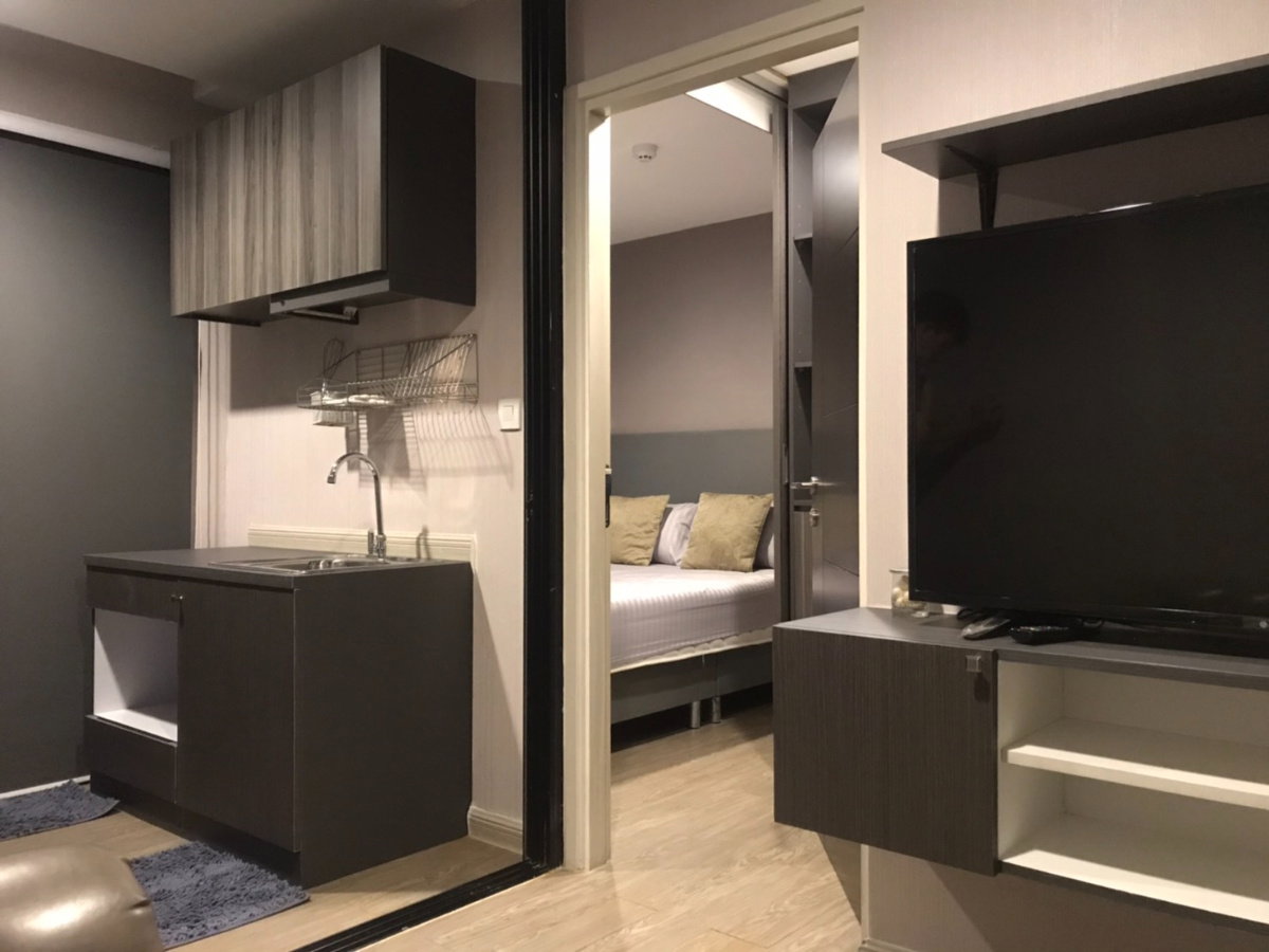 picture Villa Lasalle For Rent - 7/19