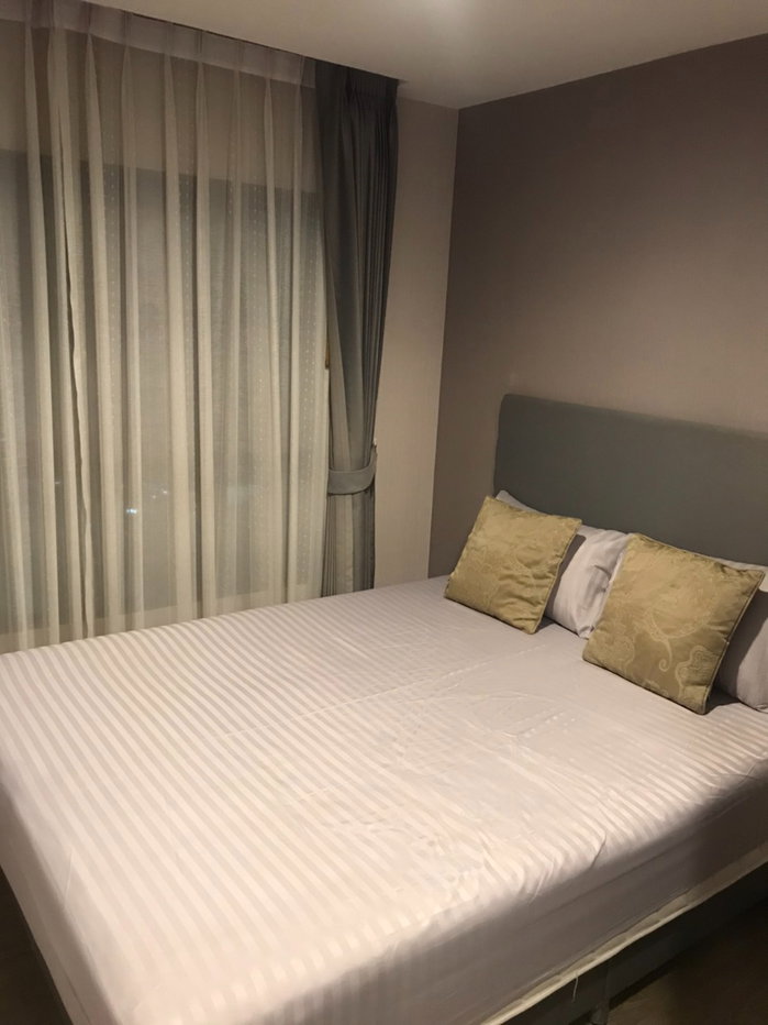 picture Villa Lasalle For Rent - 8/19