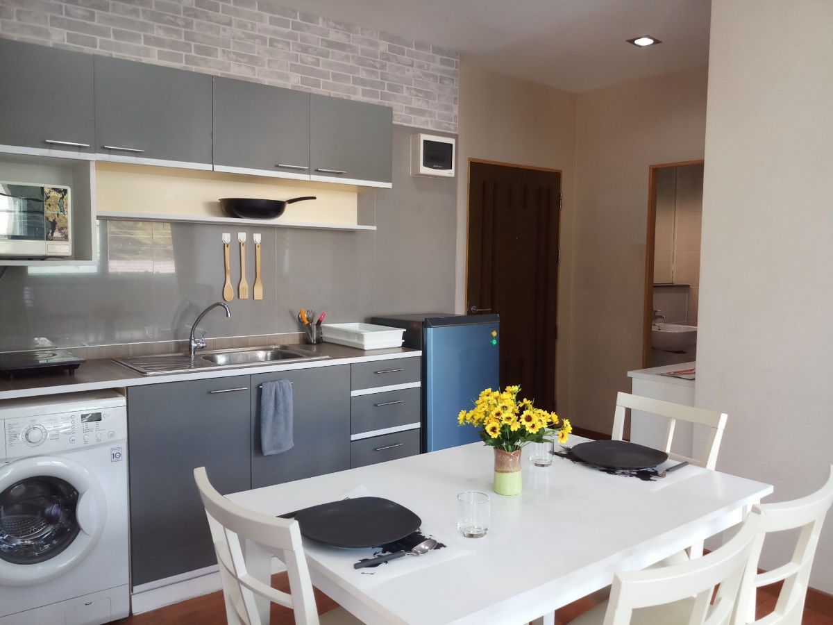 picture Best deal 2 beds 1 bath Corner Forest view unit  at One Plus Jed Yod 1 Condo, Chang Pheuk - 29/41